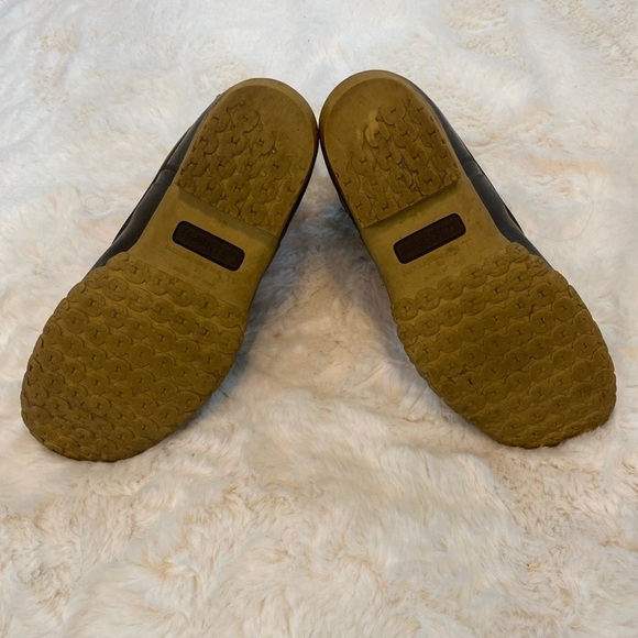 Women’s L.L. Bean 8” Duck Boots / Bean Boots - Picture 4 of 8